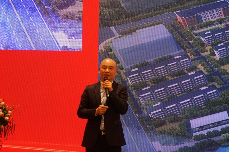 1557115051789511Wr87.jpg 1.jpg